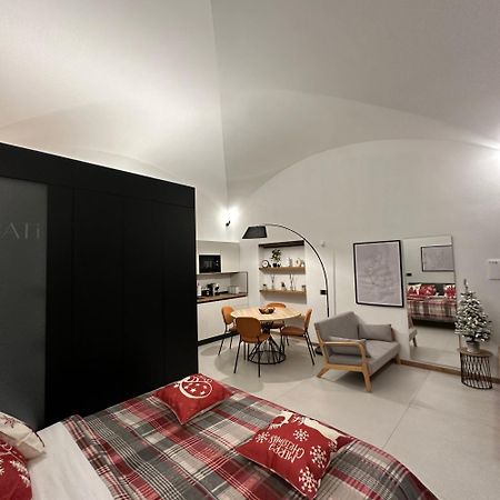 Dislocati Bnb - Jacuzzi Privata - Cucina - Tv60" - Minimal Luxury Marigliano Kültér fotó