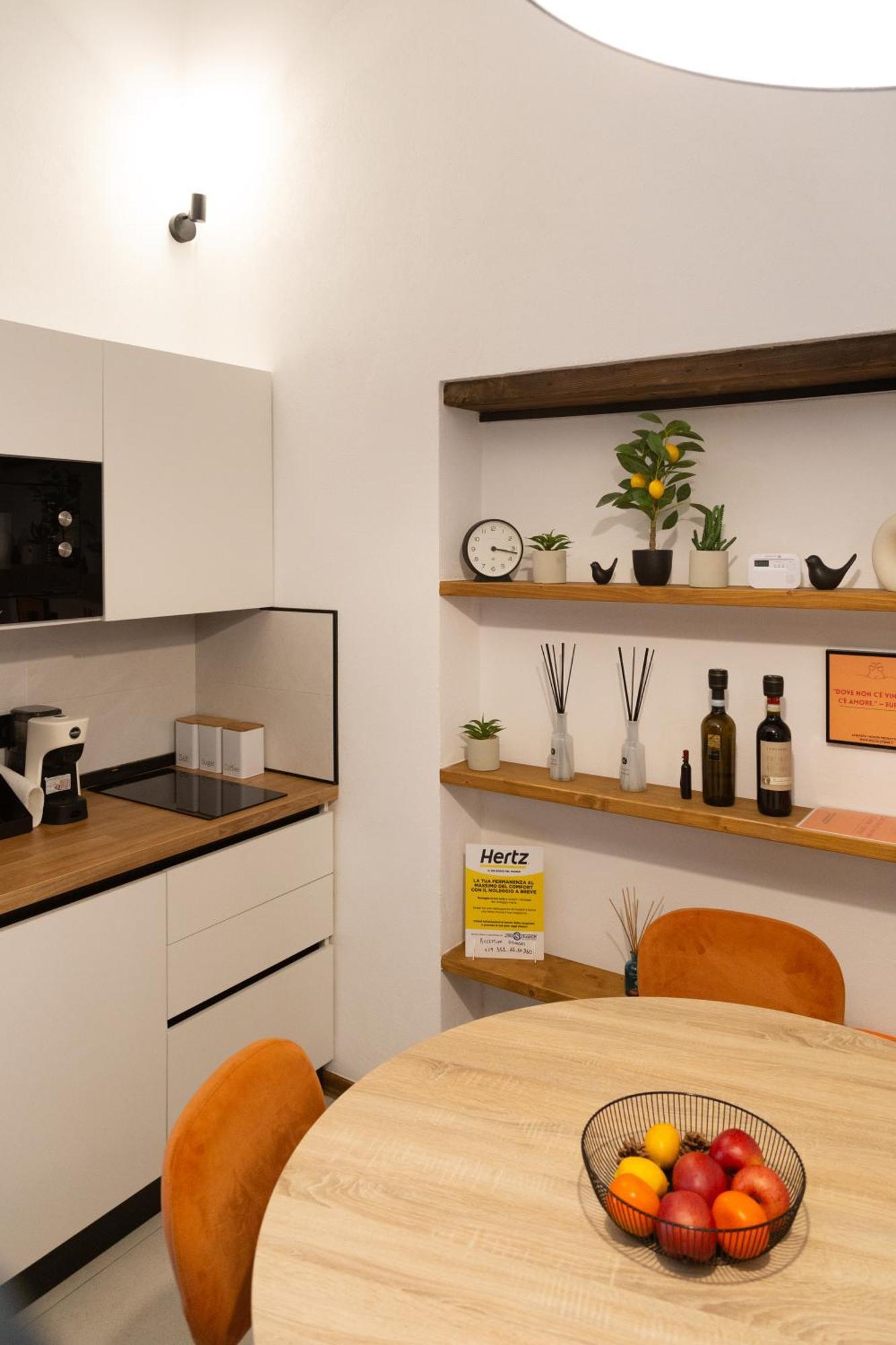 Dislocati Bnb - Jacuzzi Privata - Cucina - Tv60" - Minimal Luxury Marigliano Kültér fotó